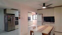 Tampines Street 42 (Tampines), Multi Generation #632173641